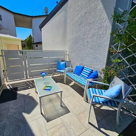 Galactic Sea Комаккьо